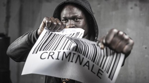 Più di 3 ragazzi su 5 sono discriminati Più di 3 ragazzi su 5 sono discriminati