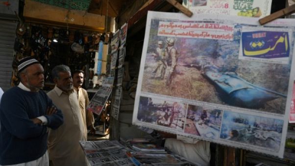 Le Pakistan va libérer un pilote indien dans un "geste de paix" Le Pakistan va libérer un pilote indien dans un "geste de paix"