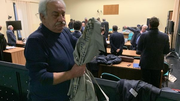 Cpl:condanna 4 anni 2 mesi ex presidente Cpl:condanna 4 anni 2 mesi ex presidente