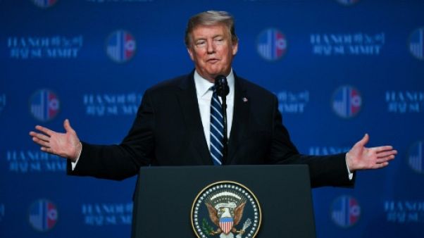 Donald Trump s'exprime lors d'une conférence de presse à Hanoïle 28 février Donald Trump s'exprime lors d'une conférence de presse à Hanoïle 28 février