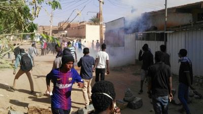 Soudan: 8 personnes condamnées à de la prison pour avoir manifesté Soudan: 8 personnes condamnées à de la prison pour avoir manifesté
