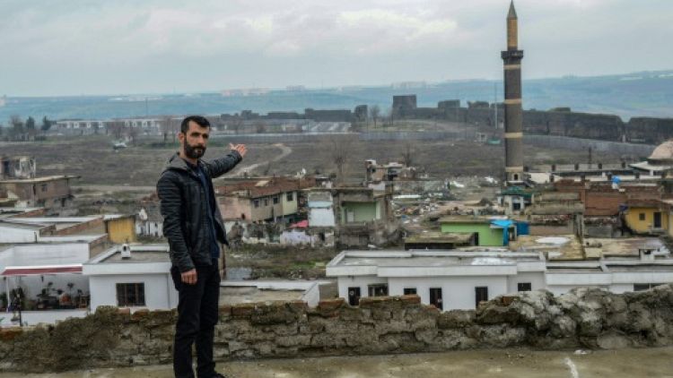 Turquie: à Diyarbakir, faire campagne pour des quartiers fantômes