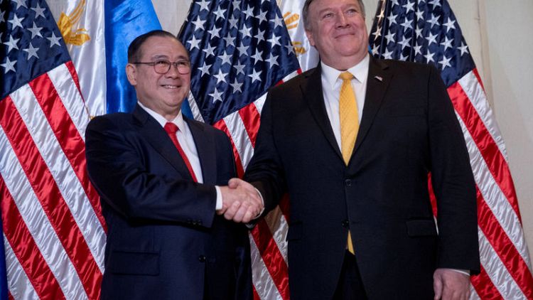 Pompeo assures Philippines of U.S. protection in event of sea conflict