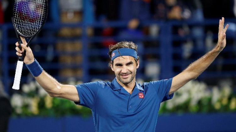 Federer in finale a Dubai con Tsitsipas