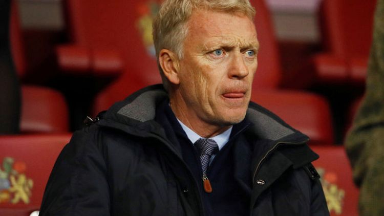Everton must develop on-pitch leaders, says Moyes
