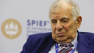 وفاة الروسي ألفيروف الحائز على جائزة نوبل في الفيزياء عن 88 عاما