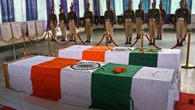 Echanges d'artillerie et guerre de propagande entre l'Inde et le Pakistan Echanges d'artillerie et guerre de propagande entre l'Inde et le Pakistan
