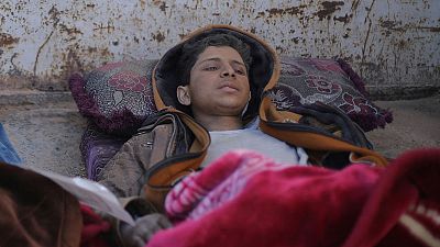 مصاب ووحيد.. أطفال يخرجون من الجيب الأخير للدولة الإسلامية في سوريا