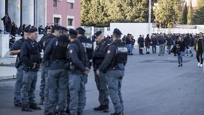 Derby Lazio-Roma, un arresto e daspo Derby Lazio-Roma, un arresto e daspo