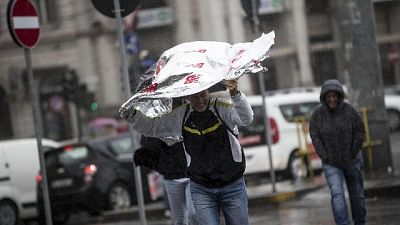 Allerta meteo, venti forti al centronord Allerta meteo, venti forti al centronord