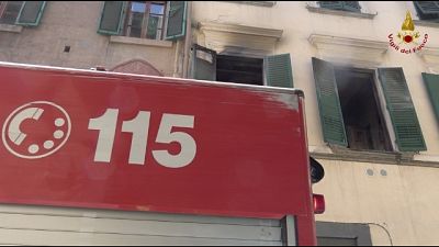 Fiamme in appartamento Pistoia, un morto Fiamme in appartamento Pistoia, un morto