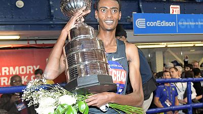 Ethiopian Kejelcha smashes world indoor mile record Ethiopian Kejelcha smashes world indoor mile record