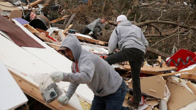 Like 'giant knife,' tornadoes slash eastern Alabama, killing 23