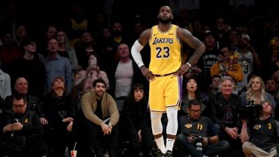 NBA: LeBron James a un mois pour sauver les Lakers NBA: LeBron James a un mois pour sauver les Lakers