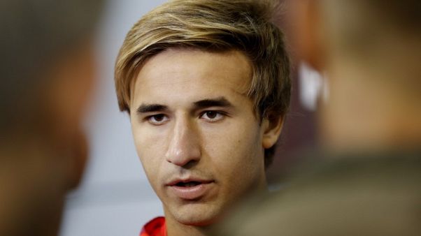 Soccer - Midfielder Sergi Samper to leave Barcelona Soccer - Midfielder Sergi Samper to leave Barcelona