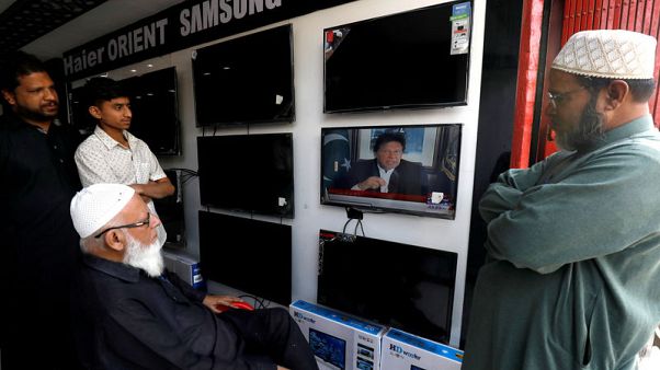 Pakistan begins crackdown on militant groups amid global pressure Pakistan begins crackdown on militant groups amid global pressure