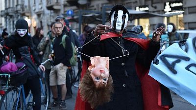 Anarchici contro sindaca Appendino Anarchici contro sindaca Appendino