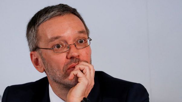 Austria to withdraw consular protection for IS fighters - newspaper Austria to withdraw consular protection for IS fighters - newspaper