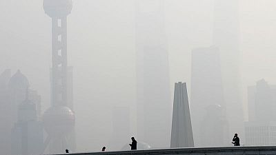 الصين تمدد إجراءات مكافحة الضباب الدخاني في الشتاء لعام آخر