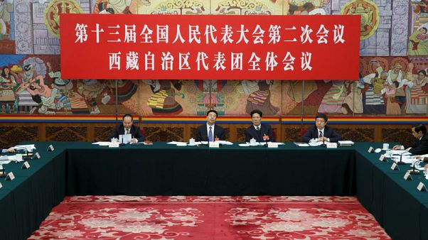 No head for heights: China defends Tibet travel restrictions No head for heights: China defends Tibet travel restrictions