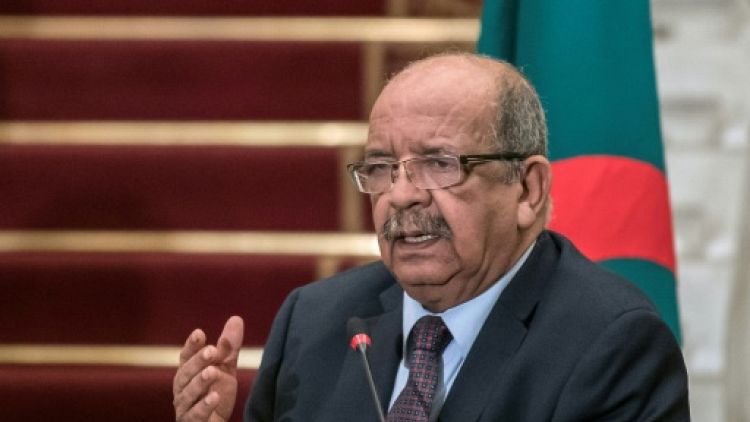 Algérie: le gouvernement prépare la présidentielle, le camp Bouteflika se fissure