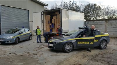 Sequestrate tre tonnellate di sigarette Sequestrate tre tonnellate di sigarette