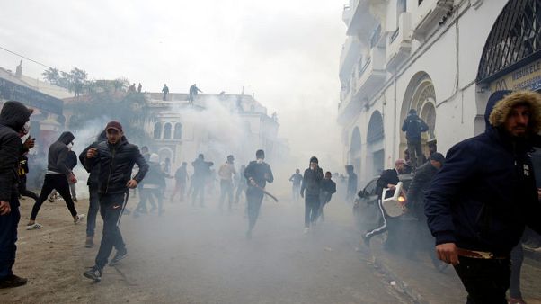 Big anti-Bouteflika protest fills Algerian capital Big anti-Bouteflika protest fills Algerian capital