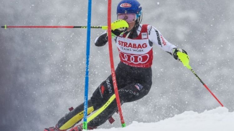 Ski alpin: Shiffrin remporte sa 15e victoire de l'hiver, un record