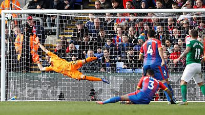Spectacular Knockaert strike breaks Palace resistance Spectacular Knockaert strike breaks Palace resistance