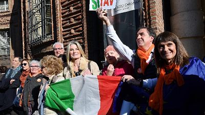 Un migliaio al flash mob delle madamin Un migliaio al flash mob delle madamin