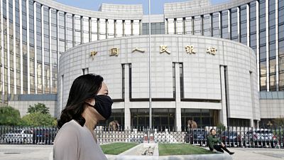 المركزي الصيني يتعهد بمزيد من سياسات الدعم مع تراجع القروض المصرفية