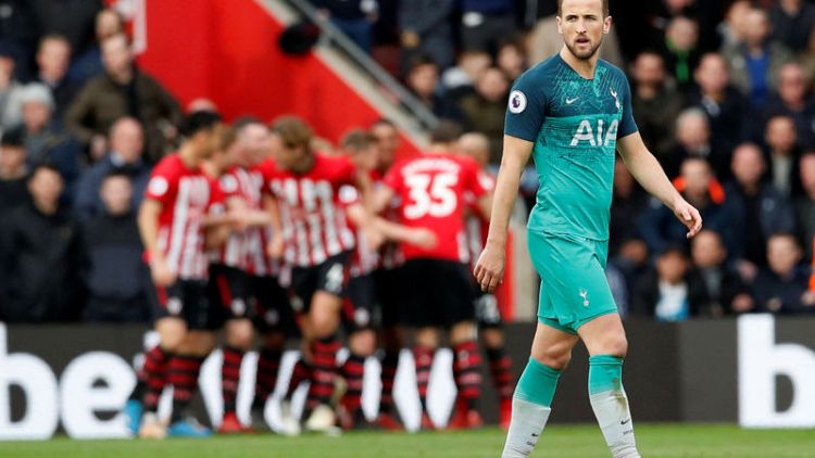 Spurs must win trophies to keep Kane, says Sheringham