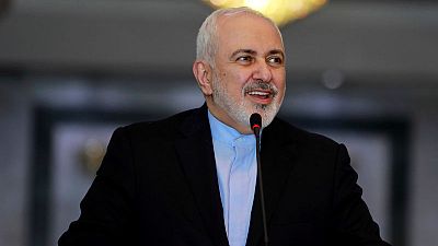 روحاني يسعى لتعزيز نفوذ إيران خلال زيارة للعراق