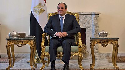 قائد عسكري مصري مقرب من السيسي يؤدي اليمين وزيرا للنقل