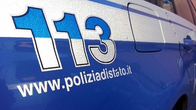 Dà fuoco a auto con ex moglie, grave Dà fuoco a auto con ex moglie, grave