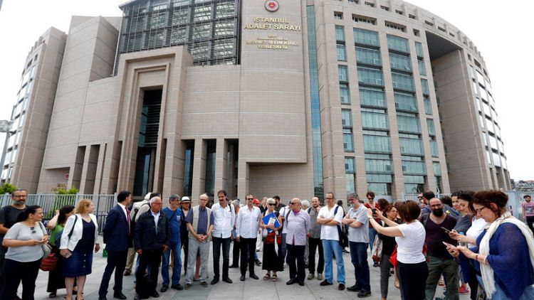 ECHR orders Turkey to compensate owner of closed Kurdish newspaper