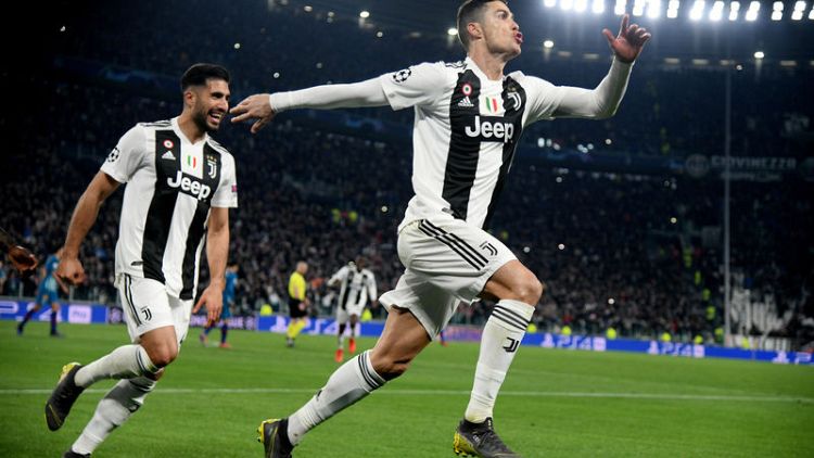 Ronaldo hat-trick leads Juve into quarter-finals
