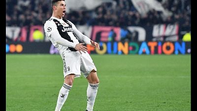 CR7 festeggia con gesto 'alla Simeone' CR7 festeggia con gesto 'alla Simeone'