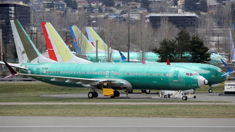 Airlines keep calm and carry on after Boeing jet groundings