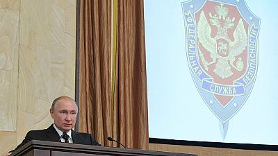Russia's parliament backs new fines for insulting the state online Russia's parliament backs new fines for insulting the state online