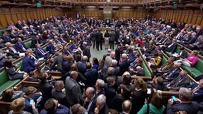 البرلمان البريطاني يوافق على اقتراح يسمح للحكومة بتأجيل موعد بريكست