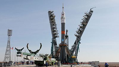 انطلاق المركبة الروسية سويوز إلى الفضاء وعلى متنها ثلاثة رواد