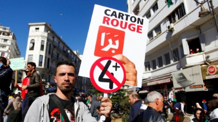 Algérie: rejet massif du plan Bouteflika