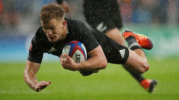 Rugby - McKenzie moves pays off as Chiefs end losing run with draw Rugby - McKenzie moves pays off as Chiefs end losing run with draw
