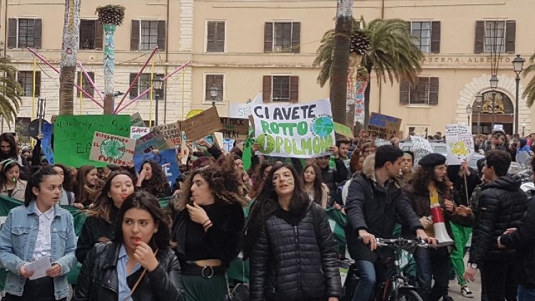 Sciopero clima: in migliaia a Sassari