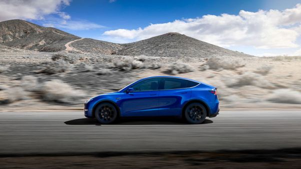 Cash, demand concerns overshadow Tesla's SUV launch Cash, demand concerns overshadow Tesla's SUV launch