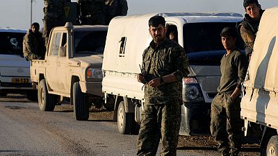 مقاتلون من الدولة الإسلامية ما زالوا بالباغوز في سوريا رغم القصف