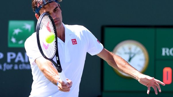 Federer wins quarter-final at Indian Wells, on track to meet Nadal Federer wins quarter-final at Indian Wells, on track to meet Nadal