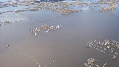 فيضانات تاريخية تضرب ولاية نبراسكا الأمريكية بعد عاصفة قوية