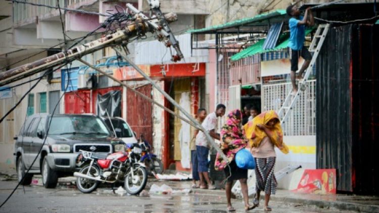 Une rue de Beira le 17 mars 2019, au lendemain du passage du cyclone Idai